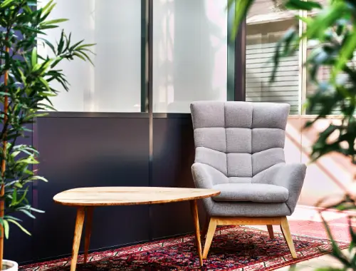 Possibilité d'aménagement infini notamment avec des fauteuils et tables basses