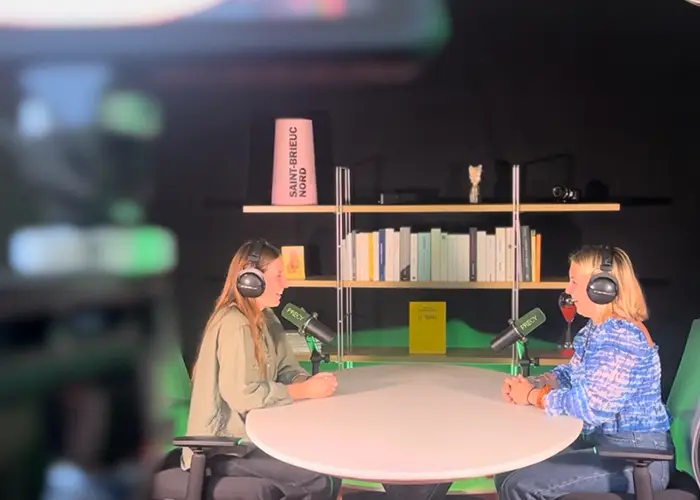 05-studio-podcast-1